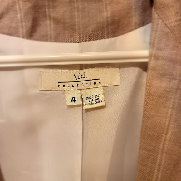ID COLLECTION Linen Blazer, Size: 4, Color: Tan and striped cream. - Picture 2 of 5